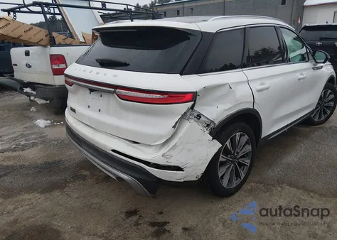 2021 Lincoln Corsair Reserve z USA, uszkodzony, nr VIN 5LMCJ2D94MUL25319